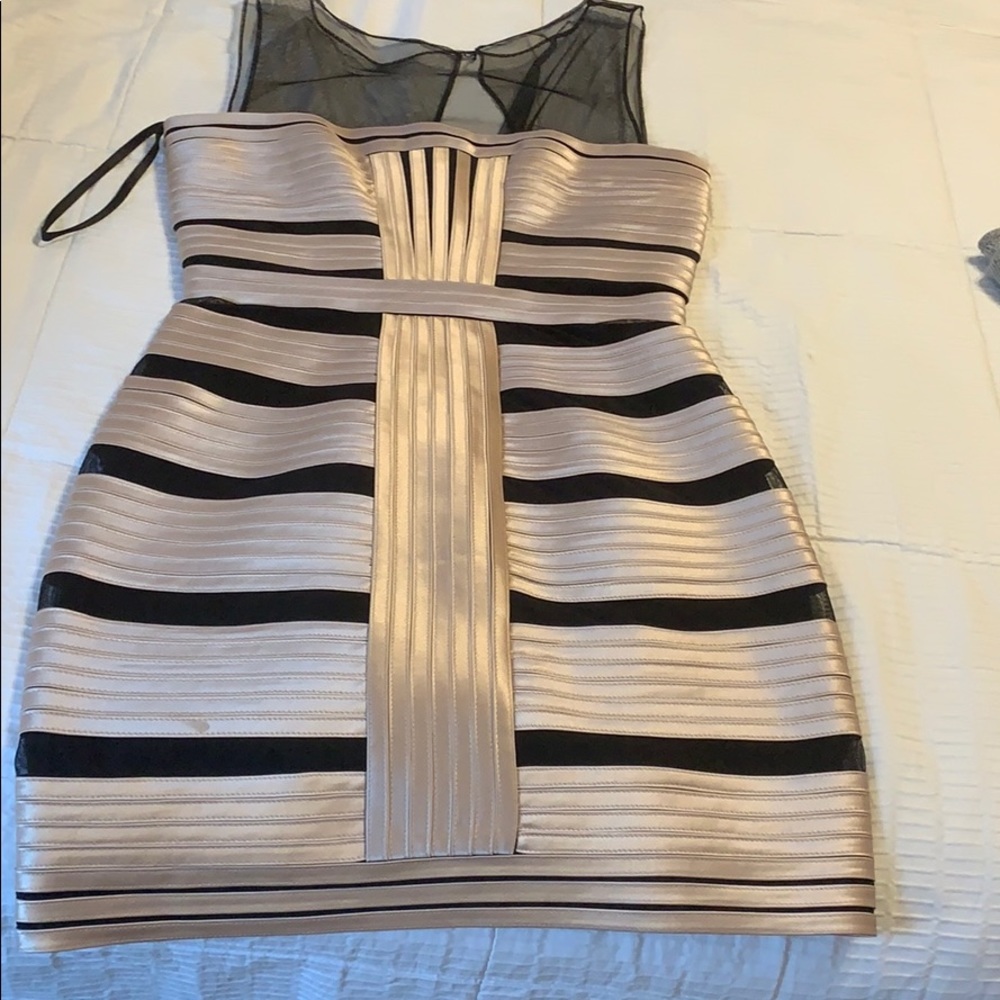 BCBG MAXAZRIA banded sheer shoulder dress